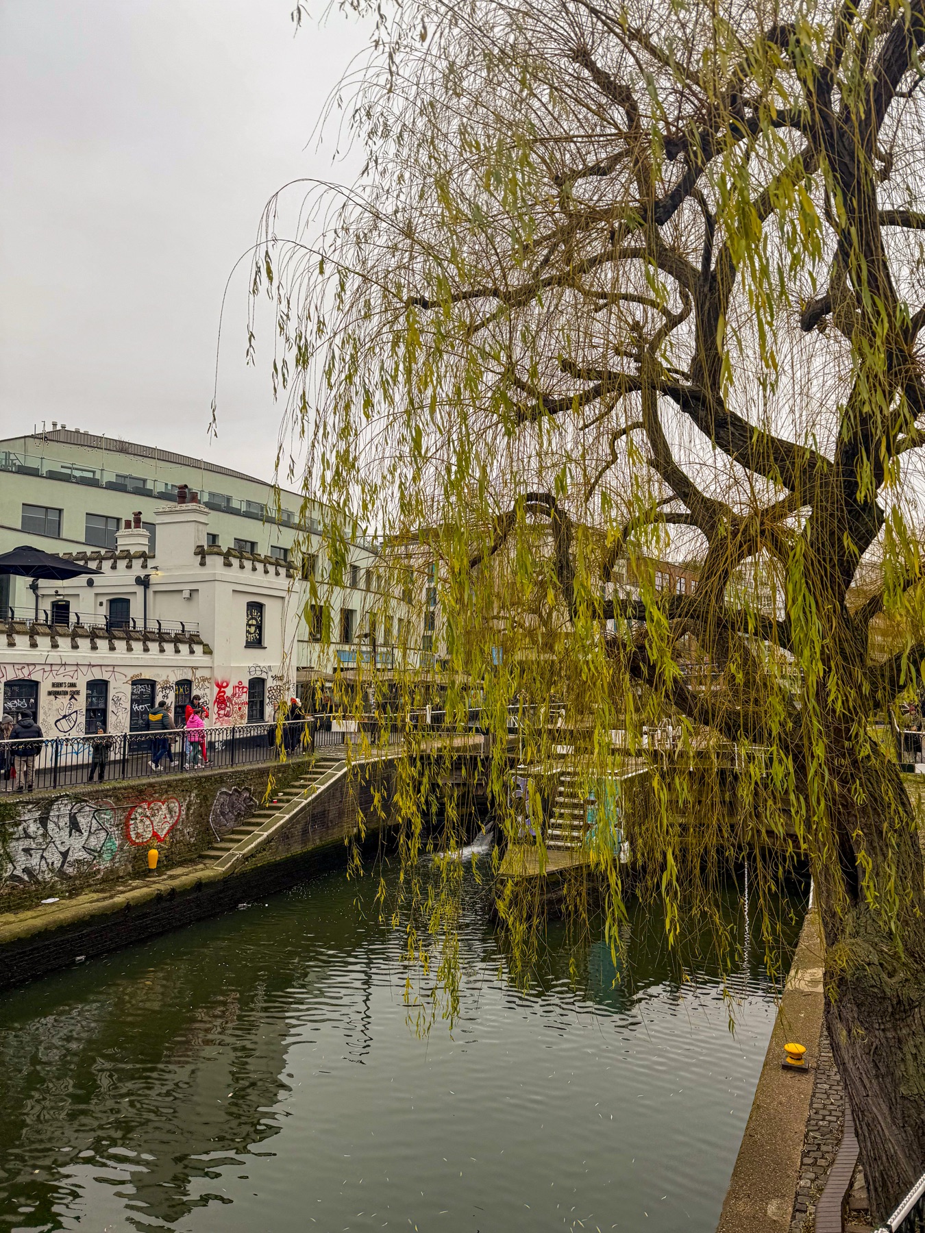 A canal moment kept from London